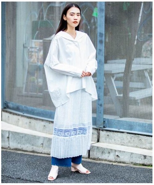 w closet(ダブルクローゼット)の「【Alley】スクエアトゥブーティ(シューズ・レディース・アイボリー/ブラック・M/L)」の11枚目の写真