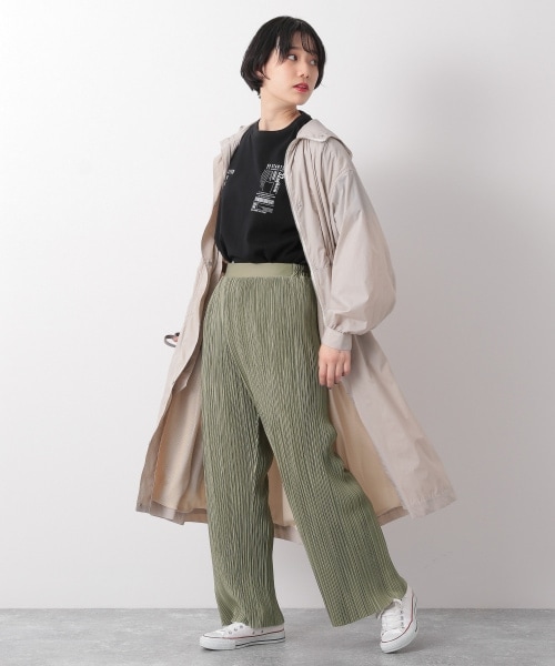 PAGEBOY（ページボーイ）の「ロングフーデッドコート（ジャケット/アウター・レディース・ブラック/グレージュ・F）」の2枚目の写真