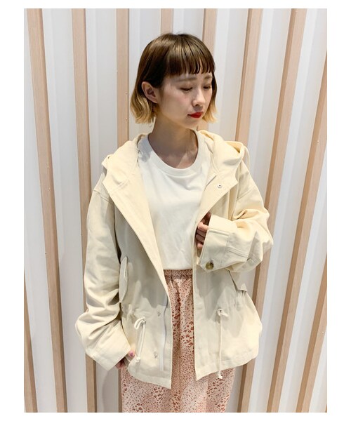 E hyphen world gallery(イーハイフンワールドギャラリー)の「【先行予約】花柄ジョーゼットスカート(スカート・オフホワイト/レッド/ライトグリーン・F)」の18枚目の写真