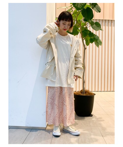 E hyphen world gallery(イーハイフンワールドギャラリー)の「【先行予約】花柄ジョーゼットスカート(スカート・オフホワイト/レッド/ライトグリーン・F)」の9枚目の写真