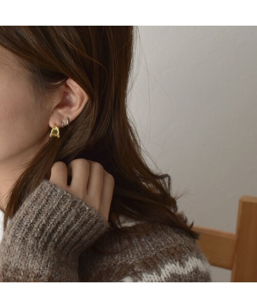 Lavish Gate（ラヴィッシュゲート）の「mb-pierce2-02326　SV925　ワイドフープピアス　シルバー925  ゴールド（ピアス（両耳用）・レディース・その他）」の2枚目の写真