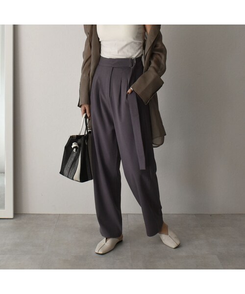 Lavish Gate(ラヴィッシュゲート)の「bottoms-02052 ベルトデザイン ハイウエスト タック ワイドパンツ ベージュ ダスティパープル ブラック(その他パンツ・レディース・その他)」の1枚目の写真