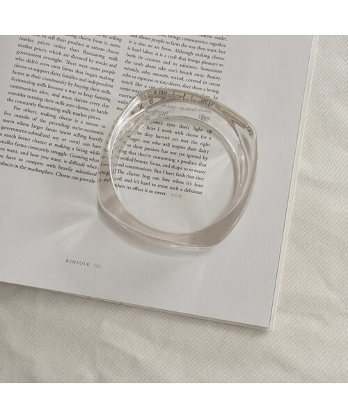 Lavish Gate（ラヴィッシュゲート）の「nh-brace2-02119　アクリルプレーンバングル　クリア　アイボリー　ブラウン（バングル/リストバンド・レディース・その他）」の9枚目の写真