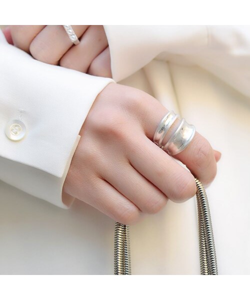no brand(ノーブランド)の「Vintage Line Ring (リング・レディース・その他)」の5枚目の写真