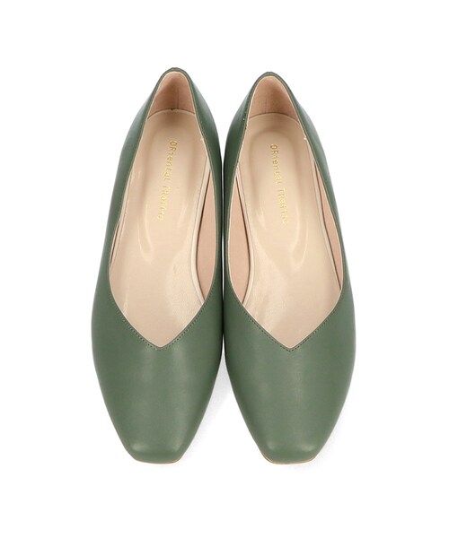 ORiental TRaffic（オリエンタルトラフィック）の「Vカットフラットパンプス（シューズ・レディース・ブラック/ブラウン/グリーン/シルバー・33/34/35/36/37/38/39/40/41/42/43）」の3枚目の写真