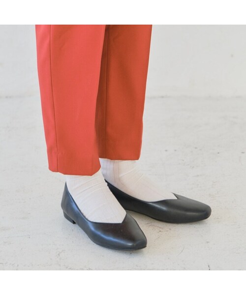 ORiental TRaffic（オリエンタルトラフィック）の「Vカットフラットパンプス（シューズ・レディース・ブラック/ブラウン/グリーン/シルバー・33/34/35/36/37/38/39/40/41/42/43）」の13枚目の写真