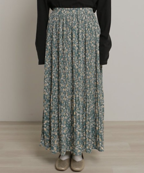 RAY CASSIN（レイカズン）の「金箔×花柄プリーツスカート（）」 - WEAR