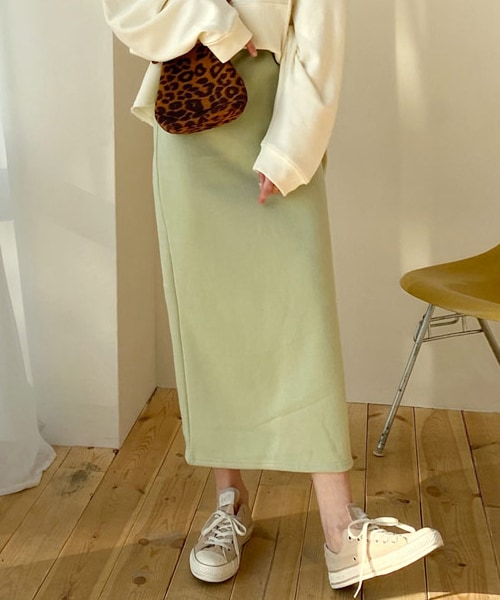 DHOLIC（ディーホリック）の「裏起毛スリットHラインスカート（スカート・レディース・グレー/ホワイト/ベージュ/ブラック/その他/グリーン・FREE）」の5枚目の写真