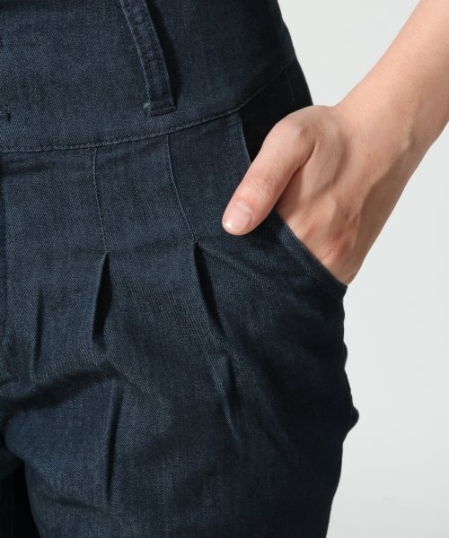 LOWRYS FARM（ローリーズファーム）の「タックハイウエストパンツ（パンツ・レディース・オフ/ブラック/ネイビー/デニム・Ｍ/Ｌ）」の8枚目の写真