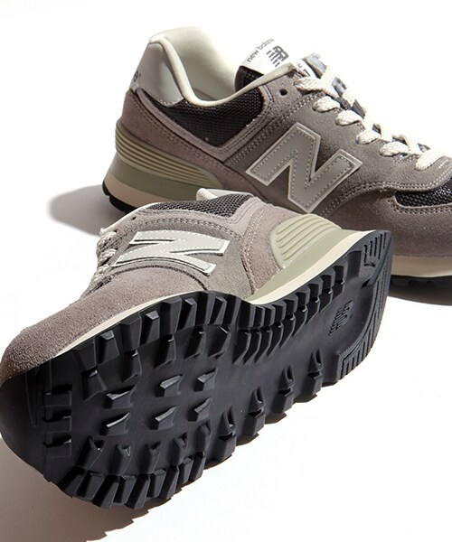 NEW BALANCE(ニューバランス)の「ML574(シューズ・メンズ・チャコールグレー/ダークネイビー・23.5/24.0/24.5)」の11枚目の写真