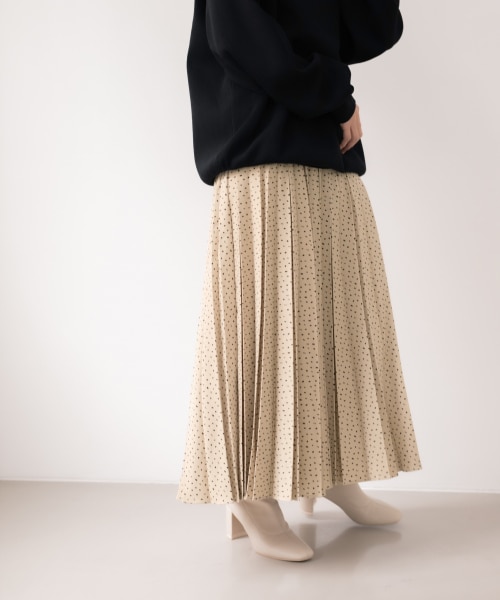 LOWRYS FARM（ローリーズファーム）の「ドットプリーツスカート