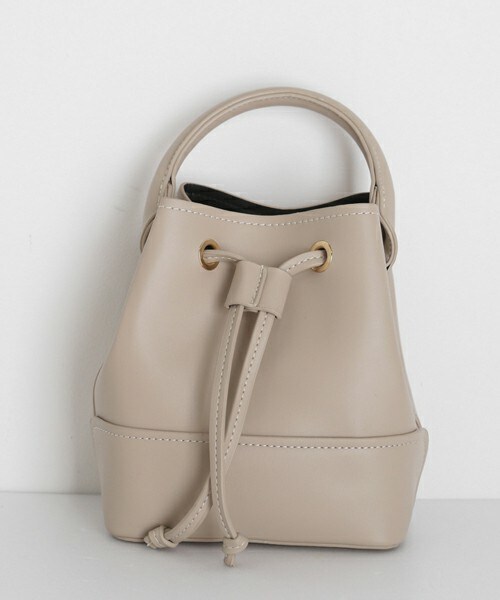 DHOLIC（ディーホリック）の「2WAY巾着バッグ（ショルダーバッグ・レディース・ブラウン/ベージュ/レッド/ブラック/その他/ホワイト・FREE）」の2枚目の写真