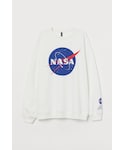 H&M(エイチ・アンド・エム)の「トップス(スウェット)」