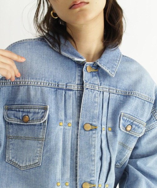 OZOC（オゾック）の「【Wrangler/ラングラー】デニムジャケット（ジャケット/アウター・レディース・ライトブルー(091)/タバコブラウン(054)・38(M)）」の13枚目の写真