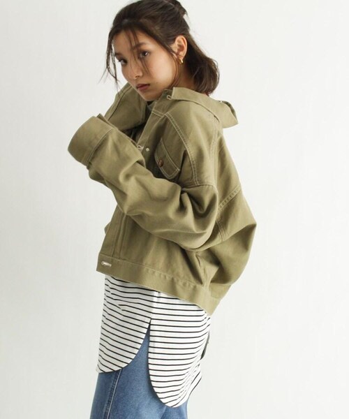 OZOC（オゾック）の「【Wrangler/ラングラー】デニムジャケット（ジャケット/アウター・レディース・ライトブルー(091)/タバコブラウン(054)・38(M)）」の2枚目の写真