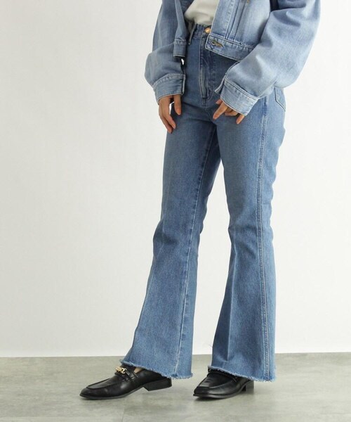 OZOC（オゾック）の「【Wrangler/ラングラー】ベルボトムデニムパンツ（パンツ・レディース・ブルー(093)/ネイビー(094)・36(S)/38(M)）」の21枚目の写真