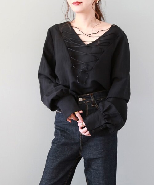 LAULEN(ローレン)の「lace up blouse(シャツ/ブラウス・レディース・ホワイト/ブラック・FREE)」の2枚目の写真