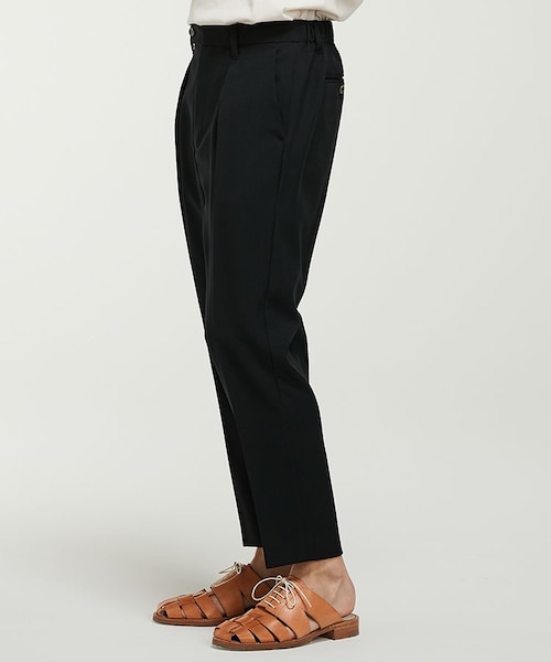 LIDNM（リドム）の「TAPERED ANKLE SLACKS（スラックス・メンズ・ブラック系・SMALL/MEDIUM/LARGE）」の2枚目の写真
