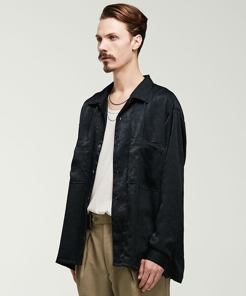 LIDNM（リドム）の「W POCKET OPEN COLLAR（シャツ/ブラウス・メンズ・ブラック系・MEDIUM/LARGE）」の2枚目の写真