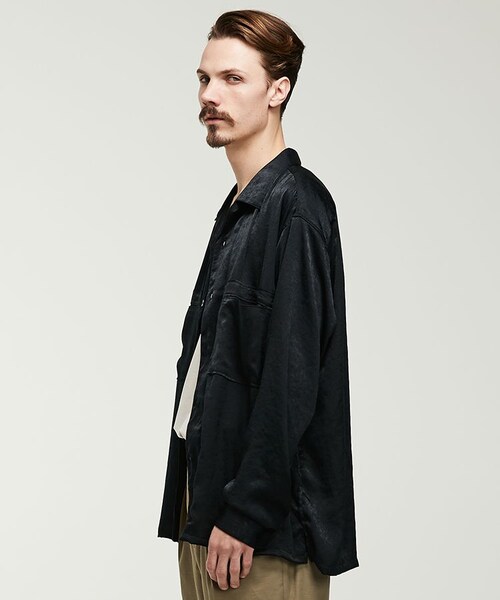 LIDNM（リドム）の「W POCKET OPEN COLLAR（シャツ/ブラウス・メンズ・ブラック系・MEDIUM/LARGE）」の3枚目の写真