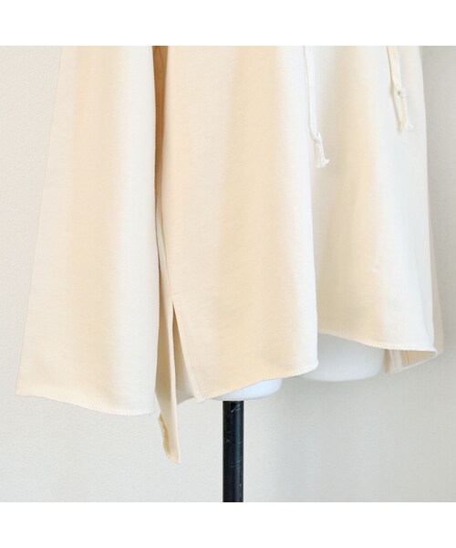 no brand(ノーブランド)の「フーディースウェットパーカー(スウェット・レディース・その他)」の11枚目の写真