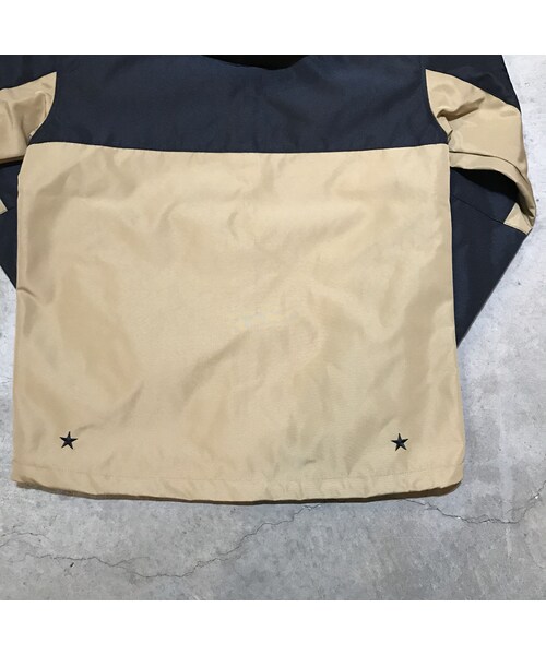 M&M（エムアンドエム）の「M&M - SWITCHING SHELL HOODIE (ブラック 