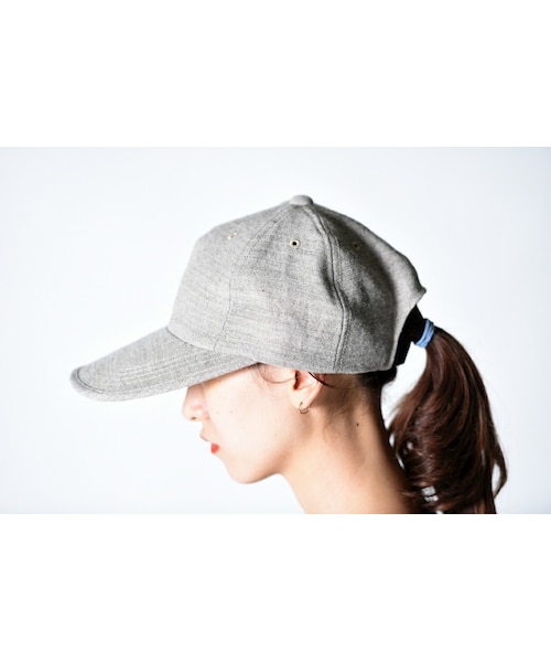 ESSAY（エッセイ）の「ESSAY LONGBRIM B.B CAP（キャップ・レディース・ブラック/ベージュ・F）」の2枚目の写真