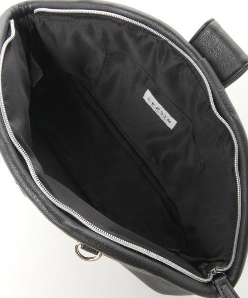 LEPSIM（レプシィム）の「【秋物新作】ラウンド２ＷＡＹクラッチ（バッグ・レディース・ホワイト（カタオシ）/ブラック（ロゴ）/ヒョウガラ・ONE SIZE）」の7枚目の写真