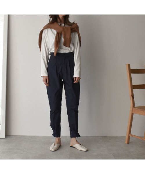 Lavish Gate（ラヴィッシュゲート）の「bottoms-02053　裾絞りベルト付き　ワンタック テーパードラフパンツ　 ライトブルーグレー　ネイビー（その他パンツ・レディース・その他）」の5枚目の写真