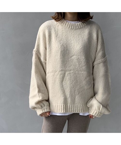 no brand(ノーブランド)の「オーバーサイズクルーネックニットプルオーバー(ニット/セーター・レディース・その他)」の3枚目の写真