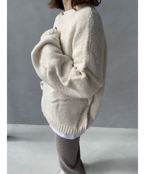 no brand(ノーブランド)の「オーバーサイズクルーネックニットプルオーバー(ニット/セーター・レディース・その他)」の5枚目の写真
