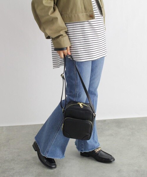 OZOC（オゾック）の「縦長ショルダーBAG（バッグ・レディース・ブラック(019)/ブラウン(142)/アイボリー(104)/カーキ(027)/ベージュ(152)・00）」の17枚目の写真