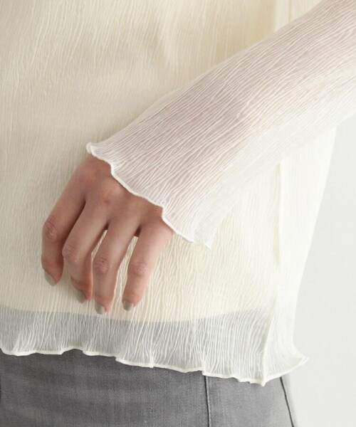 OZOC（オゾック）の「[洗える]シアーブラウス（トップス・レディース・アイボリー(004)/ピンク(070)/ブラック(019)・38(M)）」の10枚目の写真