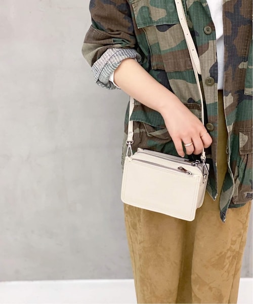 BIANCHINI ファスナーポケットミニショルダー◆ LE TALON（ルタロン）の「BIANCHINI ファスナーポケットミニショルダー
