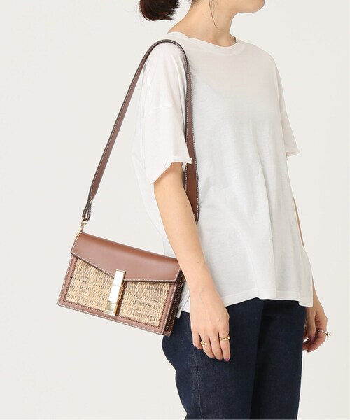 VERMEIL par iena（ヴェルメイユパーイエナ）の「《予約》ラフィアショルダーバッグ◆（バッグ・ブラウン/フリー/残り2点）」の14枚目の写真