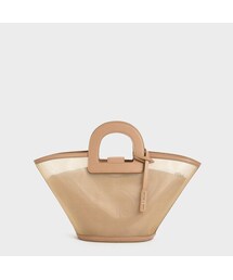 CHARLES & KEITH | 【2020 SPRING 新作】メッシュ トラペーズバッグ / Mesh Trapeze Bag （Beige）(バッグ)