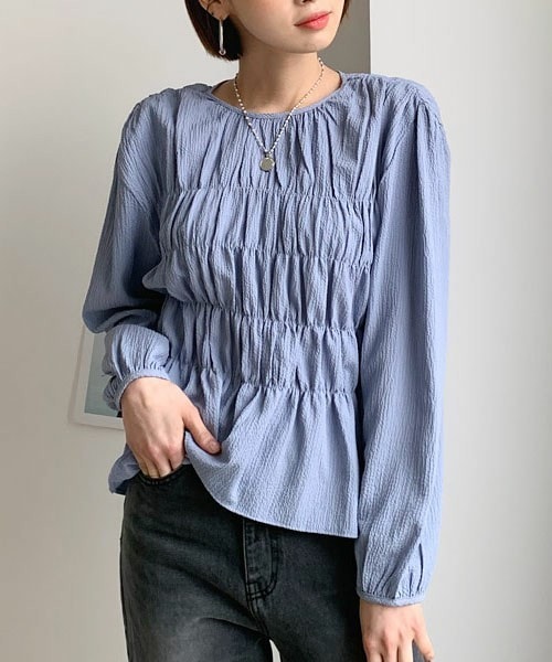 DHOLIC（ディーホリック）の「リンクルシャーリングブラウス（シャツ/ブラウス・レディース・ホワイト/ブルー・FREE）」の2枚目の写真