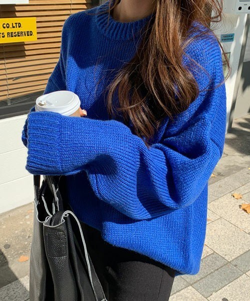 DHOLIC STYLE（ディーホリックスタイル）の「[ontheriver] オーバーサイズアクリルニット（ニット/セーター・レディース・オレンジ/ベージュ/ブルー/グリーン/ブラック・FREE）」の5枚目の写真