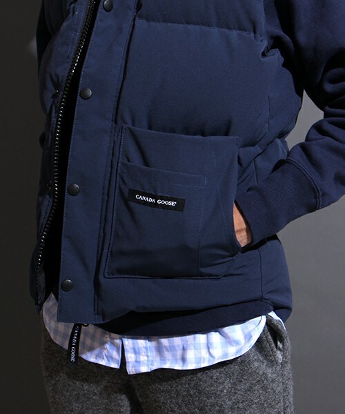 値下げ　カナダグース　ネイビー CANADA GOOSE（ジャケット/アウター ・ ブルー・ネイビー/青色系