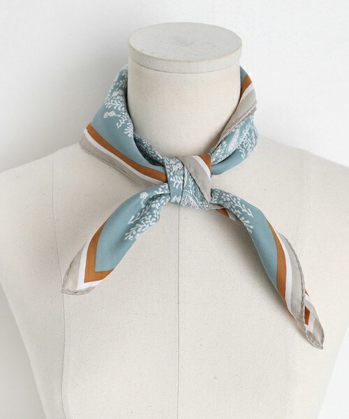 DHOLIC（ディーホリック）の「ペイズリー配色スカーフ（バンダナ/スカーフ・レディース・ブルー/ベージュ/グリーン/ホワイト/ブラック・FREE）」の5枚目の写真