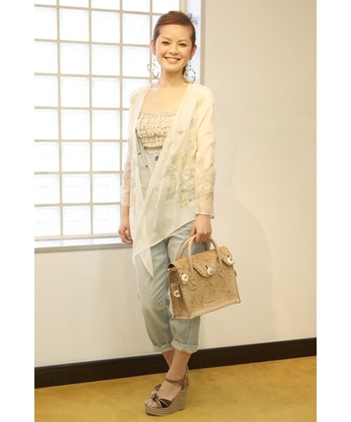 GRACE CONTINENTAL（グレースコンチネンタル）の「カービングバッグS（バッグ・レディース・カーキ/ベージュ/レッド/ブルー/ブラウン/ダークブラウン/グレー/ブラック・F）」の17枚目の写真