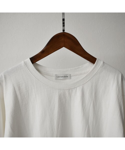 Lavish Gate（ラヴィッシュゲート）の「nh-tops-02145　カットオフ スリット ロングＴシャツ　ホワイト（Tシャツ/カットソー・レディース・その他）」の8枚目の写真