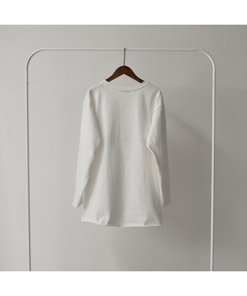 Lavish Gate（ラヴィッシュゲート）の「nh-tops-02145　カットオフ スリット ロングＴシャツ　ホワイト（Tシャツ/カットソー・レディース・その他）」の7枚目の写真