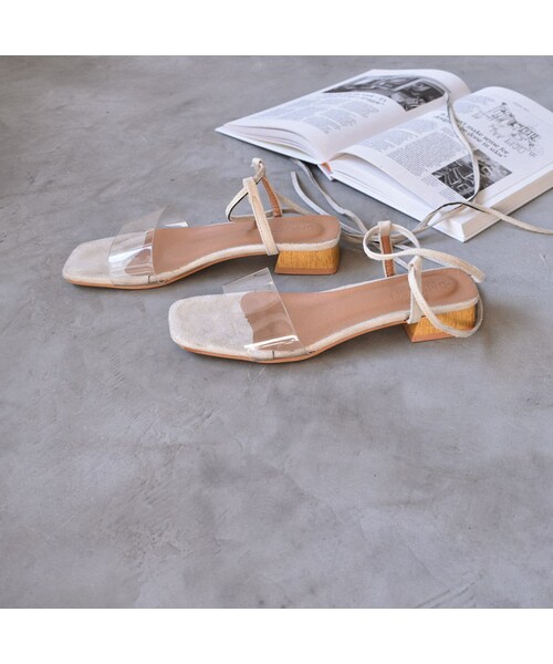 Lavish Gate（ラヴィッシュゲート）の「shoes-02093　エコスエード レースアップ クリア サンダル　ブラック　エクリュ　マスタード（サンダル・レディース・その他）」の13枚目の写真