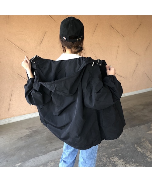 copine（コピン）の「ウエストリボン付き！ゆる可愛い袖ボリュームミドル丈マウンテンパーカー【クリックポスト対象商品】（マウンテンパーカー・レディース・その他）」の7枚目の写真