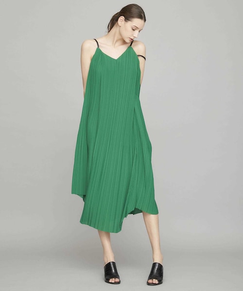 アキラナカ　ドレス　ワンピース AKIRANAKA（アキラナカ）の「モンネプリーツドレス（）」 - WEAR