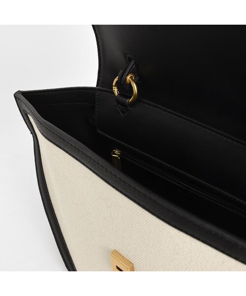 CHARLES & KEITH（チャールズ & キース）の「【再入荷】【2020 SPRING】ラージトラペーズ トップハンドルバッグ / Large Trapeze Top Handle Bag （Black Textured）（バッグ・レディース・Black Textured・L/FREE）」の5枚目の写真