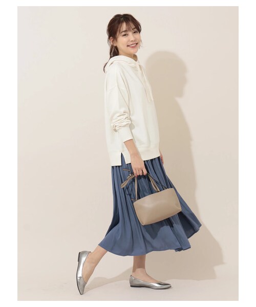 Green　Parks（グリーンパークス）の「・RAY CASSIN ケシプリーツサテンスカート（スカート・アイボリー/グレー/モカ/ブルー・F）」の5枚目の写真