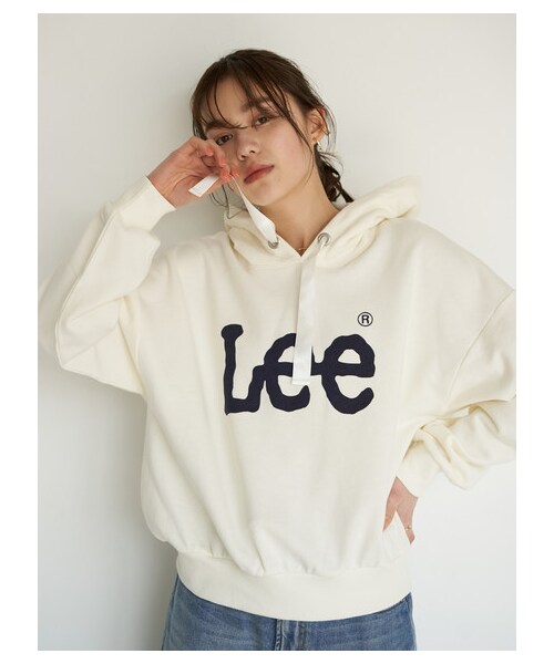 Lee earth コラボトレーナーパーカー earth music&ecology（アースミュージックアンドエコロジー）の「Lee