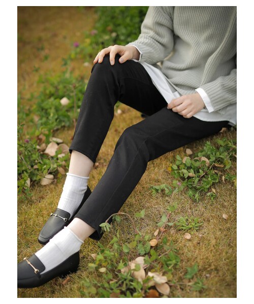 earth music&ecology（アースミュージックアンドエコロジー）の「スキスキスキニー(カラー)（パンツ・オフホワイト/ブラック・S/M/L）」の15枚目の写真